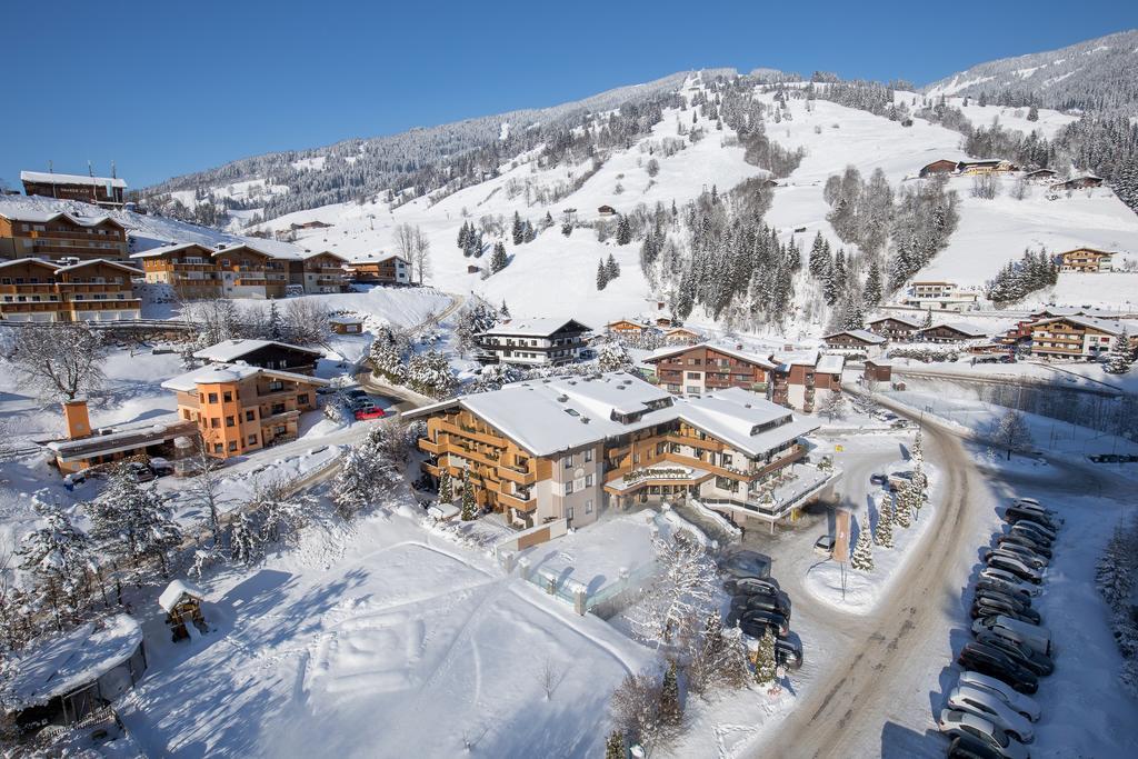 Hotel Interstar Saalbach-Hinterglemm Kültér fotó